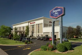 Photograph of Hampton Inn, South Haven