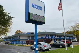 Photograph of Travelodge, Grand Rapids
