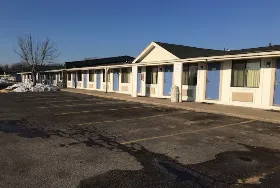 Photograph of Travelodge, Benton Harbor