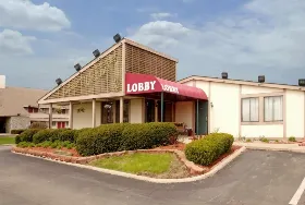 Photograph of Americas Best Value Inn,