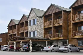 Photograph of Super 8, Mackinaw City