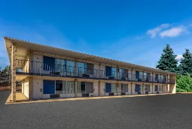 Photograph of Days Inn, Birch Run