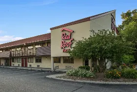 Photograph of Red Roof Inn Detroit - Dearborn/Greenfield Village, Dearborn