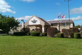 Photograph of Country Inn & Suites, Battle Creek