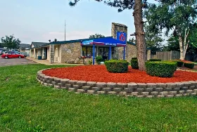 Photograph of Motel 6, Kalamazoo