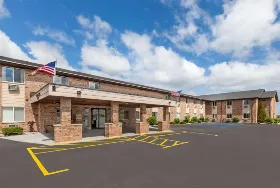 Photograph of Baymont by Wyndham, Manistee