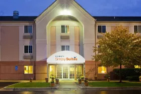 Photograph of Sonesta Simply Suites, Warren