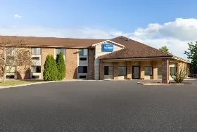 Photograph of Baymont by Wyndham, Monroe