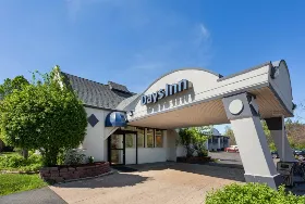 Photograph of Days Inn, Ann Arbor