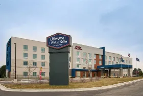 Photograph of Hampton Inn, Adrian