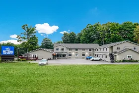 Photograph of Americas Best Value Inn, Marquette