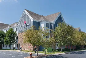 Photograph of Candlewood Suites, Eagan