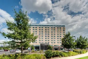 Photograph of Hilton Minneapolis/Bloomington, Bloomington