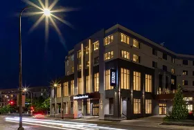 Photograph of Doubletree By Hilton, Minneapolis