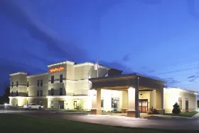Photograph of Hampton Inn, Fairmont