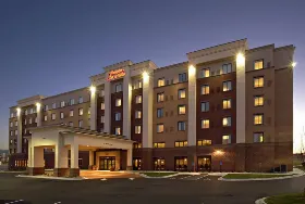 Photograph of Hampton Inn, Bloomington