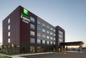 Photograph of Holiday Inn Express, Duluth