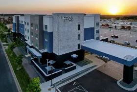 Photograph of Fairfield Inn & Suites, Eagan