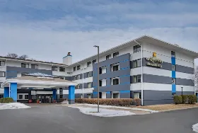 Photograph of La Quinta Inn & Suites, Minnetonka