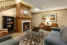 Photograph of Country Inn & Suites, Rochester