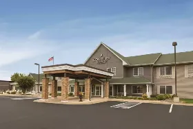 Photograph of Country Inn & Suites, Willmar