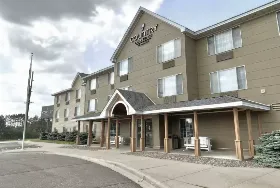 Photograph of Country Inn & Suites, Elk River