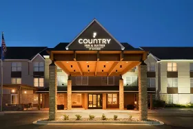 Photograph of Country Inn & Suites, Plymouth