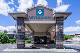 Photograph of Wyndham Bloomington - Mall of America, Bloomington