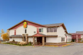 Photograph of Super 8, Bemidji