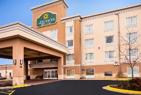 Photograph of La Quinta Inn & Suites, Rochester