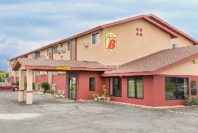Photograph of Super 8, Worthington