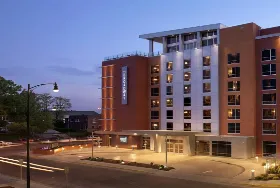 Photograph of The Broadway Columbia - a DoubleTree by Hilton Hotel, Columbia