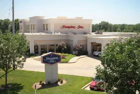 Photograph of Hampton Inn, Clinton
