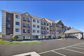 Photograph of Staybridge Suites Columbia-Hwy 63 & I-70, Columbia
