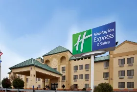 Photograph of Holiday Inn Express, Fenton