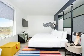 Photograph of Aloft North Kansas City,