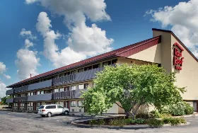 Photograph of Red Roof Inn, Saint Louis
