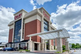 Photograph of Drury Inn & Suites, Saint Louis