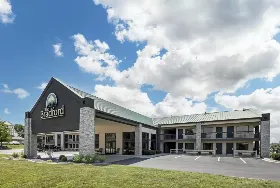 Photograph of The Bradford Hotel, Springfield