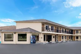 Photograph of Days Inn, Saint Robert