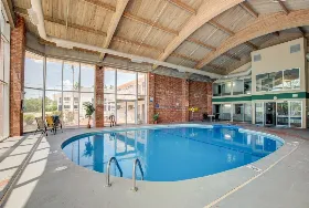 Photograph of Howard Johnson, Branson