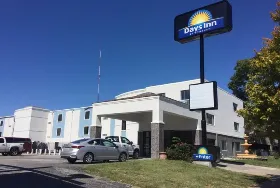 Photograph of Days Inn, Kansas City