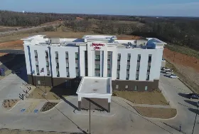 Photograph of Hampton Inn, West Plains