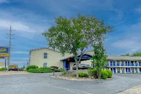 Photograph of Scottish Inns, Osage Beach