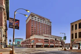 Photograph of Hampton Inn, Saint Louis