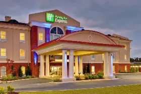 Photograph of Holiday Inn Express, McComb