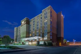 Photograph of DoubleTree by Hilton, Biloxi