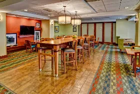 Photograph of Hampton Inn, Greenville