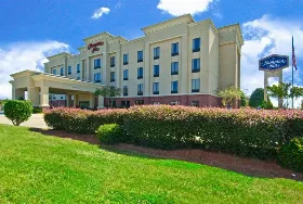 Photograph of Hampton Inn, Canton