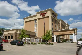 Photograph of Hampton Inn, Oxford